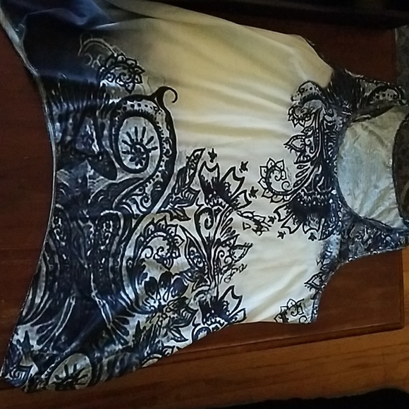 Tunic - Picture 3 of 3